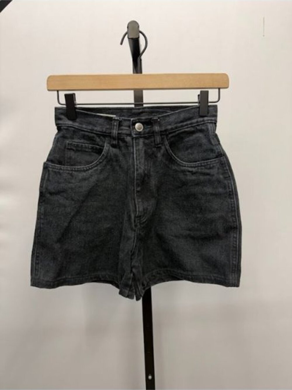 Rio Black Vintage Relaxed Fit Shorts